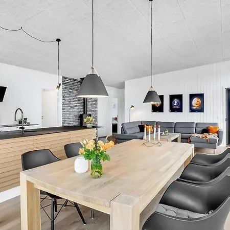 3 Bedroom Awesome In Сasa de vacaciones *