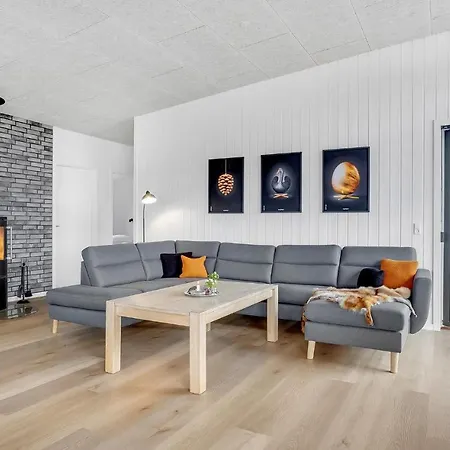 Hébergement de vacances 3 Bedroom Awesome In