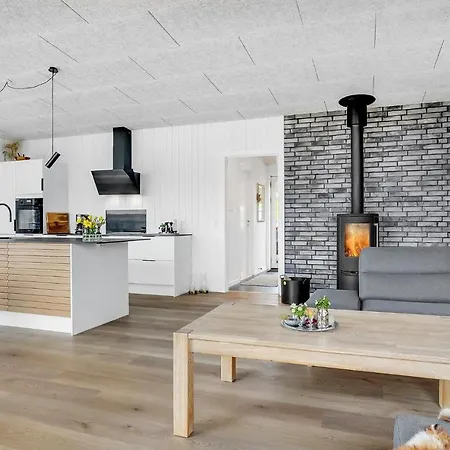 Hébergement de vacances 3 Bedroom Awesome In Åbenrå