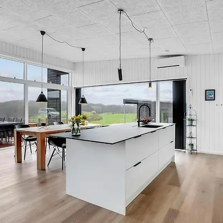 Amazing In With House Sea View بيت للعطل