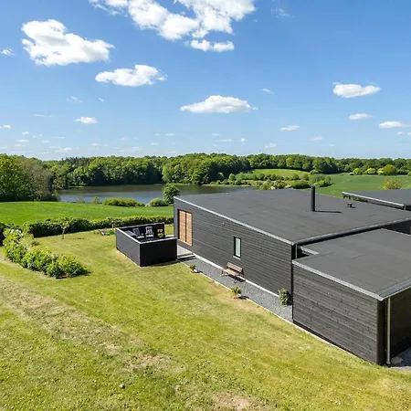Amazing In With House Sea View Holiday home *